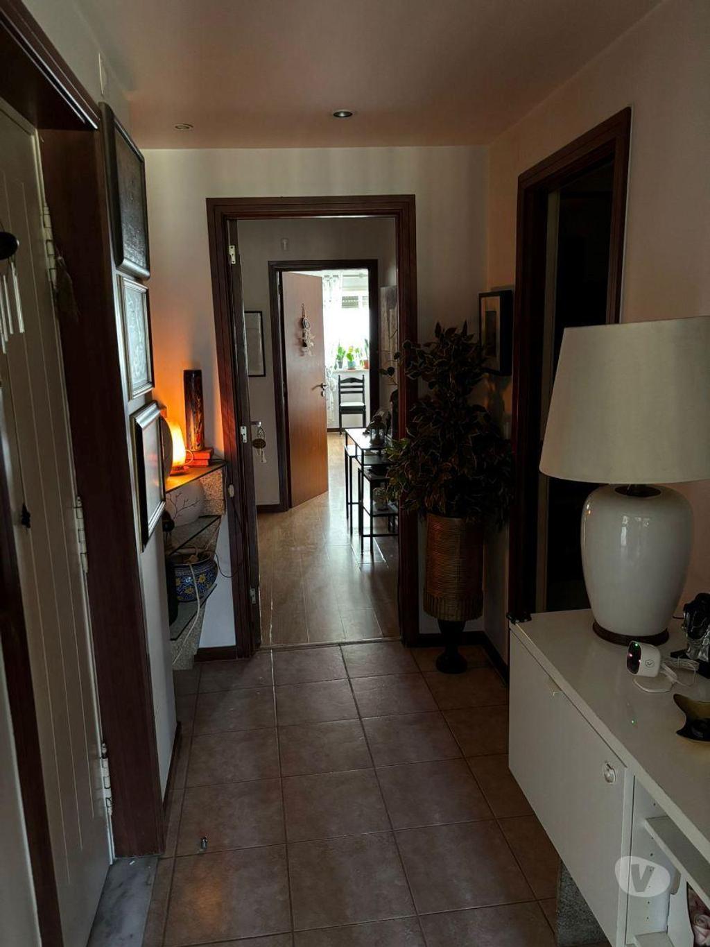 Apartamentos a venda Vila Nova de Gaia - Fotos para Excelente T2 à venda na rua rechousa-box -Canelas Gaia (04251)