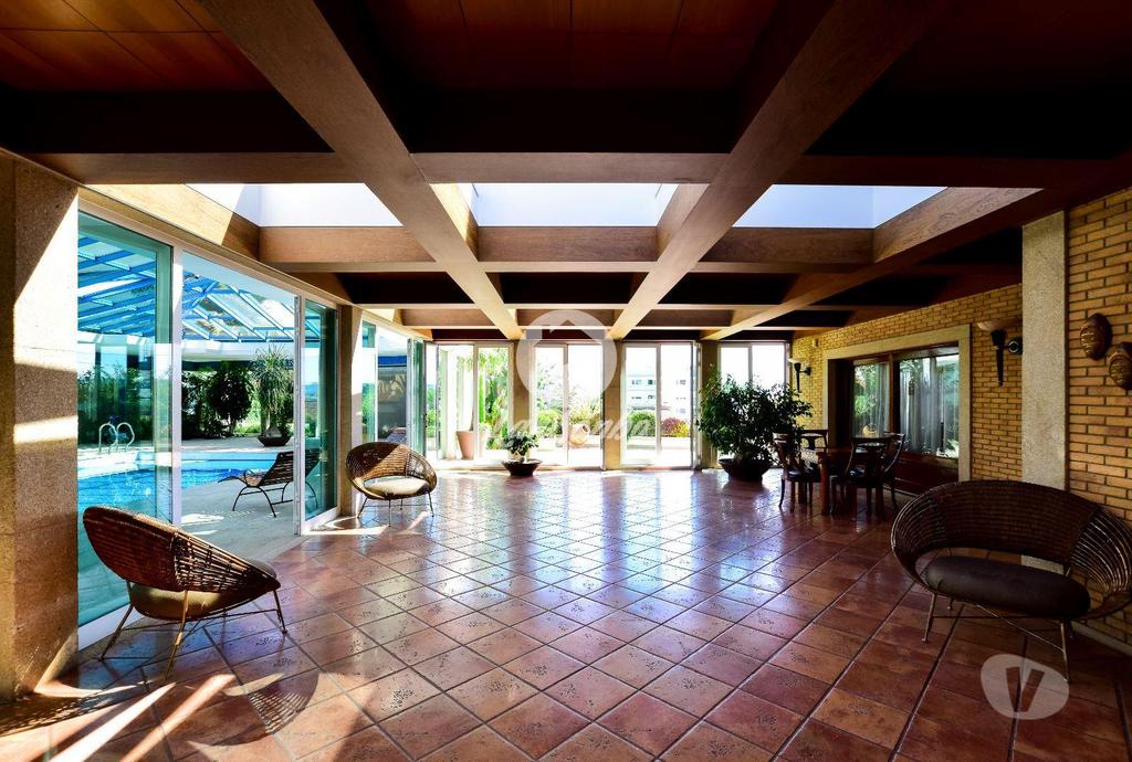 Apartamentos a venda Vila Nova de Famalicão - Fotos para Moradia de LUXO com piscina interior em Ribeirão, Famalicão