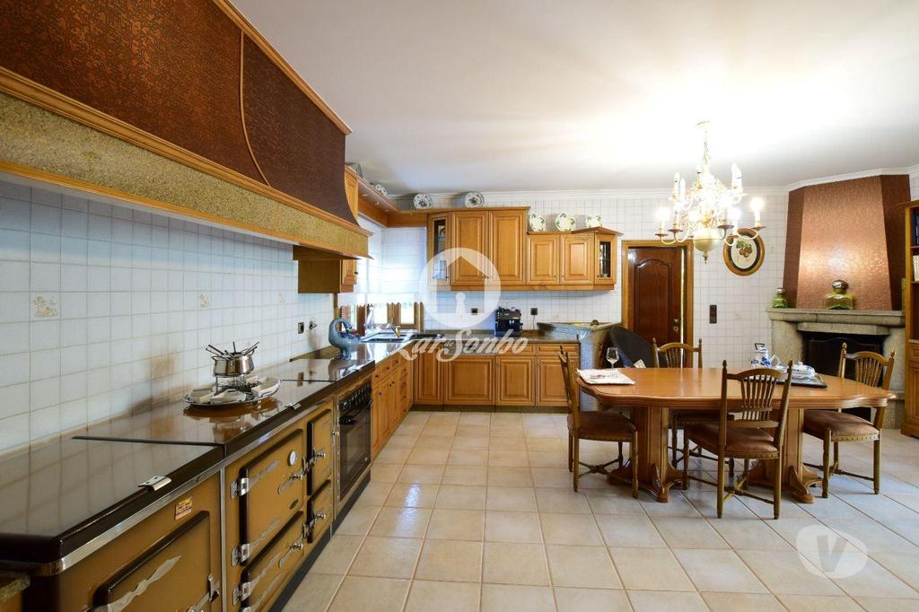 Apartamentos a venda Vila Nova de Famalicão - Fotos para Moradia de LUXO com piscina interior em Ribeirão, Famalicão