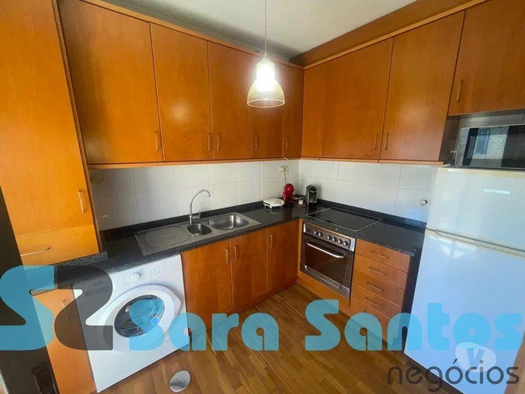 Apartamentos a venda Matosinhos - Fotos para Matosinhos-T1 Mobilado com Garagem-Leça Palmeira (SS1006)