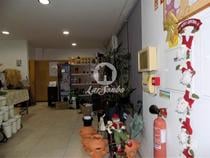 Loja comercial com 56 m2 em Nine