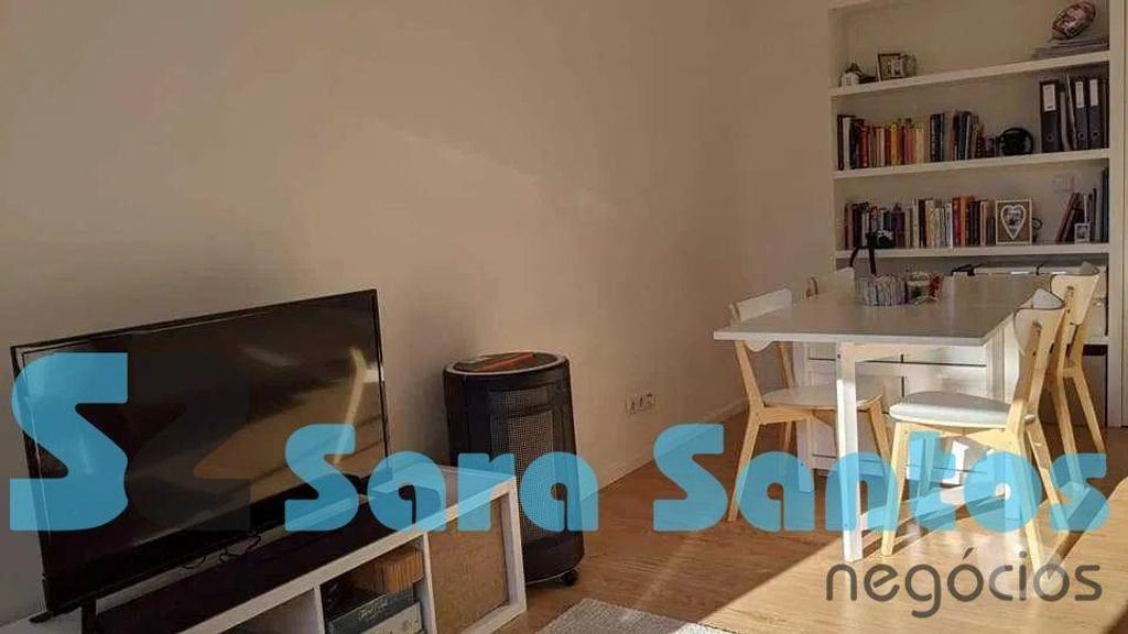 Imóveis para alugar Porto - Fotos para Apartamento T1 Mobilado e Lugar Garagem-Porto