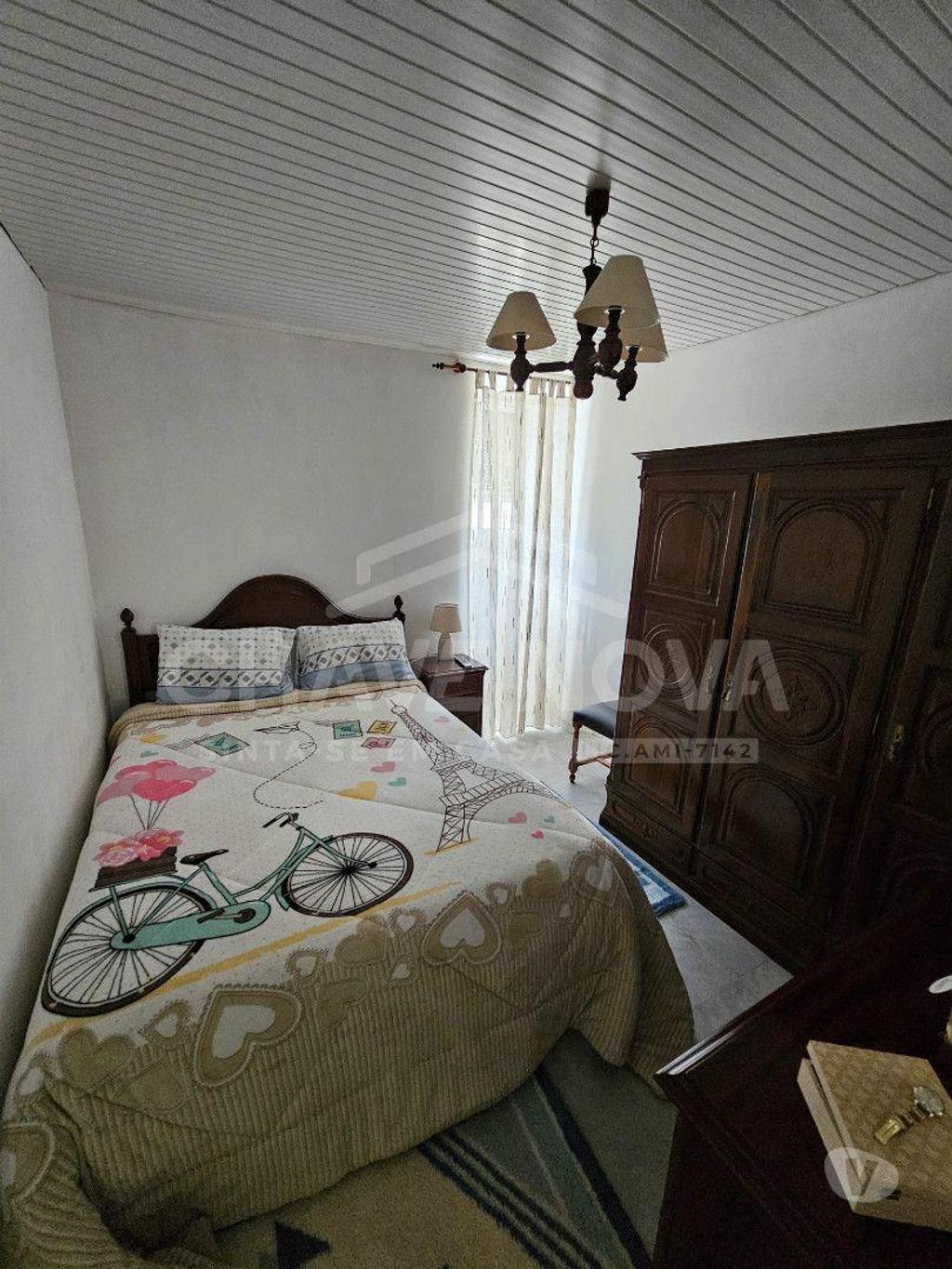 Apartamentos a venda Vila Nova de Gaia - Fotos para 4 Moradias e 2 Espaços Comerciais - Grijó - Vila Nova de Gaia