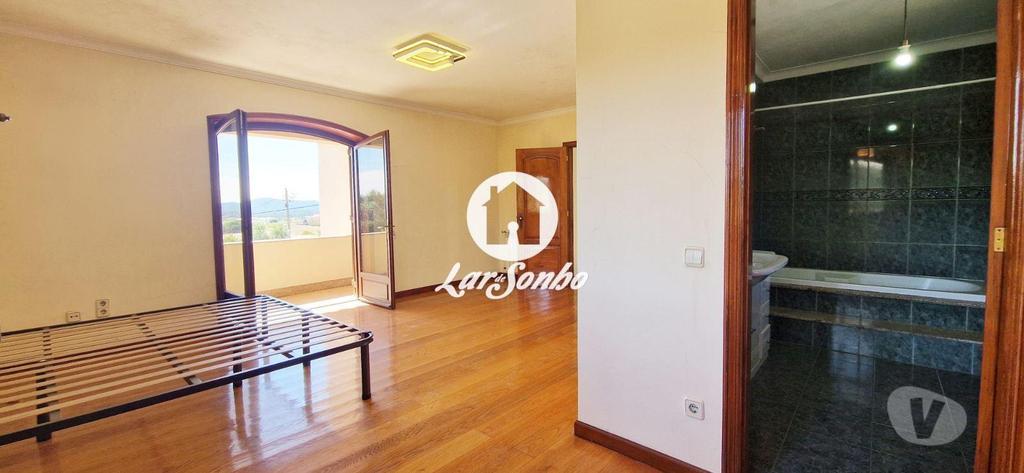 Apartamentos a venda Vila do Conde - Fotos para Moradia T4 individual com terreno de 2.000m2 (240-M-25425)