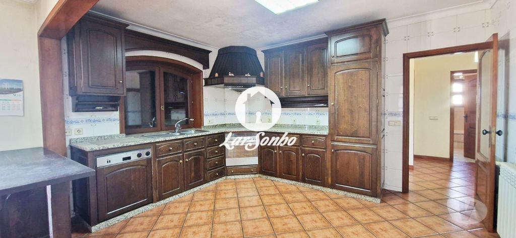 Apartamentos a venda Vila do Conde - Fotos para Moradia T4 individual com terreno de 2.000m2 (240-M-25425)