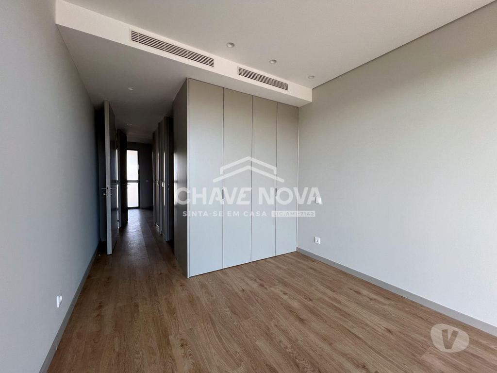 Imóveis para alugar Vila Nova de Gaia - Fotos para T2 com lugar de garagem e Varanda em Vila Nova de Gaia