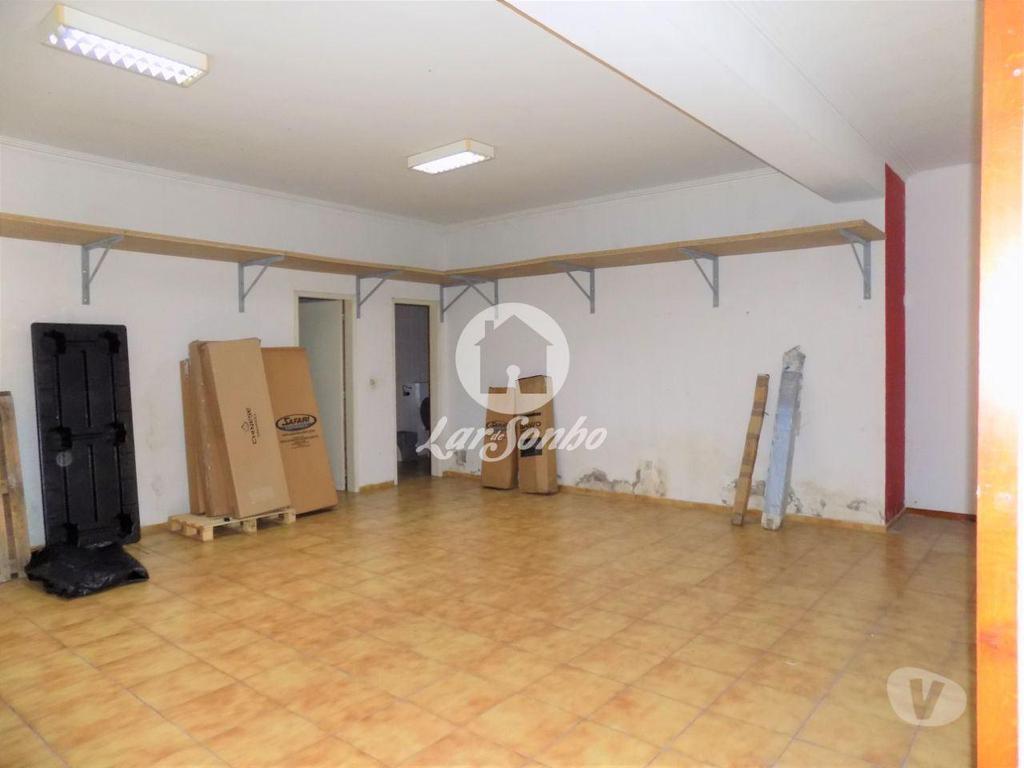 Comprar Loja Vila Nova de Famalicão - Fotos para Loja com 119m2 em Delães, Vila Nova de Famalicão
