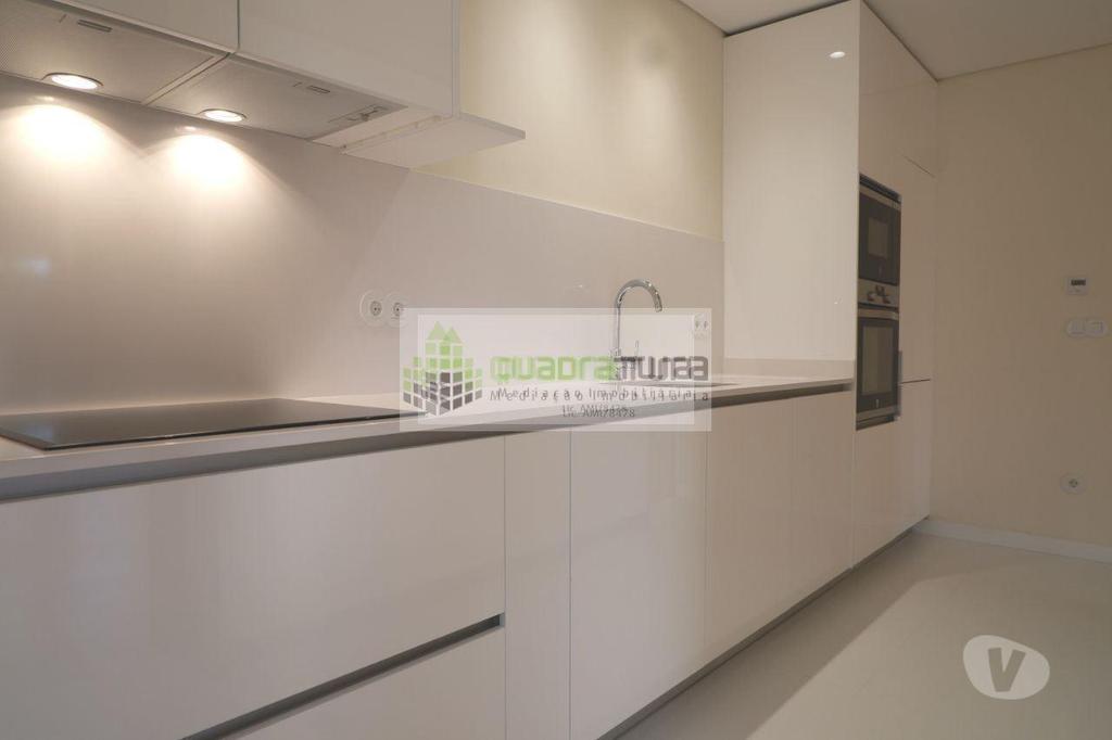 Apartamentos a venda Porto - Fotos para Apartamento T3 Boavista Com Terraço e Varanda 3 frentes