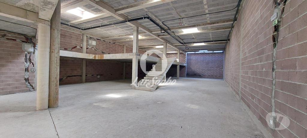 Comprar Loja Vila do Conde - Fotos para Loja NOVA no centro de Vila do Conde com 2 andares e 750m2
