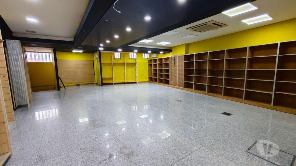 Comprar Loja Vila Nova de Gaia - Fotos para Loja c montra para Rua 300m2 Rua Marquês Sá Bandeira ...