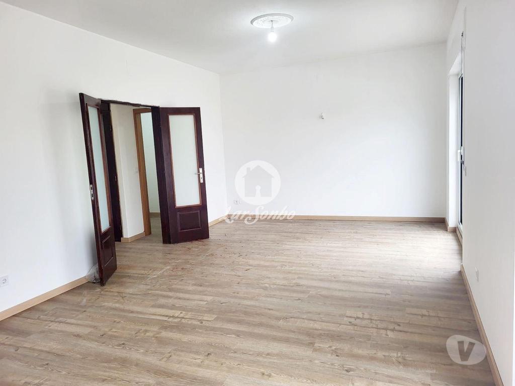 Imóveis para alugar Vila do Conde - Fotos para Andar Moradia T3 Remodelado a 750m da praia nas Caxinas, Vila...