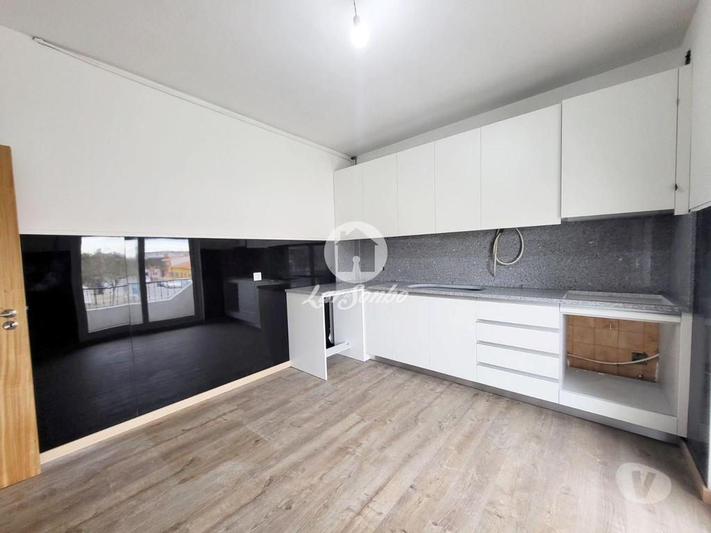 Imóveis para alugar Vila do Conde - Fotos para Andar Moradia T3 Remodelado a 750m da praia nas Caxinas, Vila...
