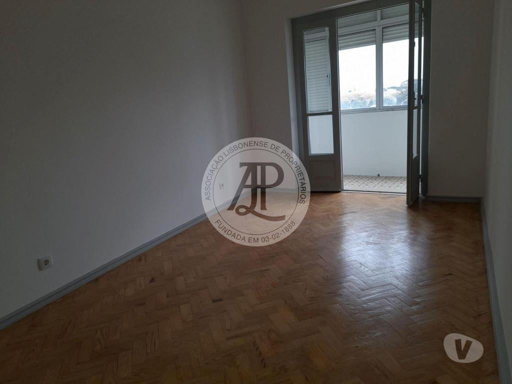 Imóveis para alugar Amadora - Fotos para Rua António Duarte Caneças5 2 Esq