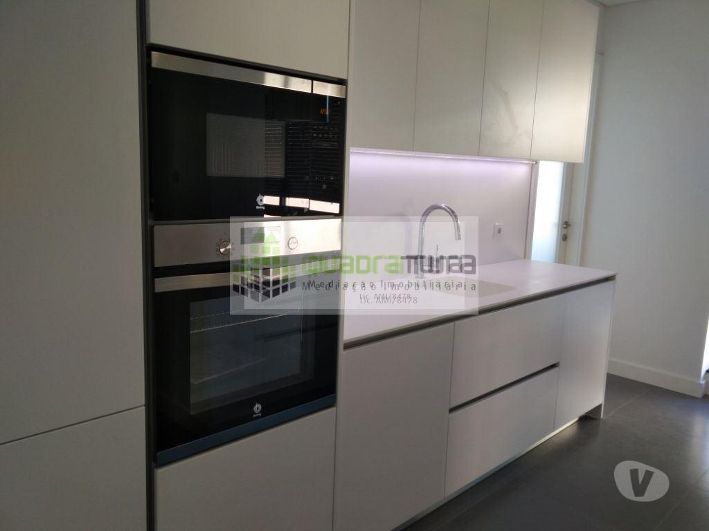 Apartamentos a venda Porto - Fotos para Porto-Apartamento T4 Boavista junto à Rotunda (AP4459 9685)