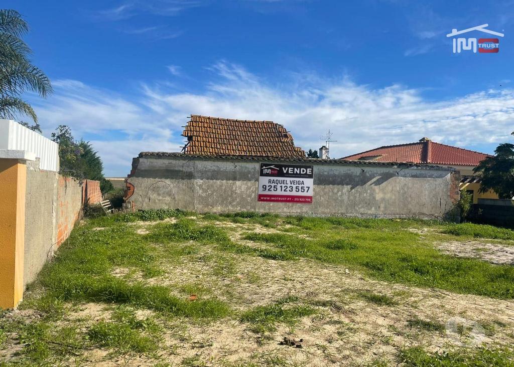 Terrenos Palmela - Fotos para Terreno Rústico em Valdera, Palmela - 3000m² com Vinhas, Pomar e