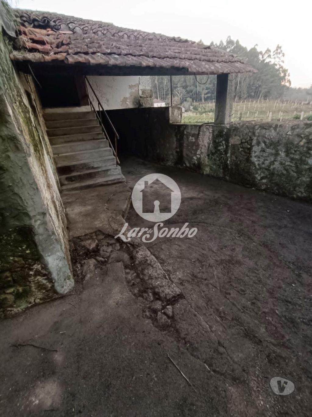 Terrenos Vila do Conde - Fotos para Quintinha para restauro c área total de 2000m2 em Macieira da