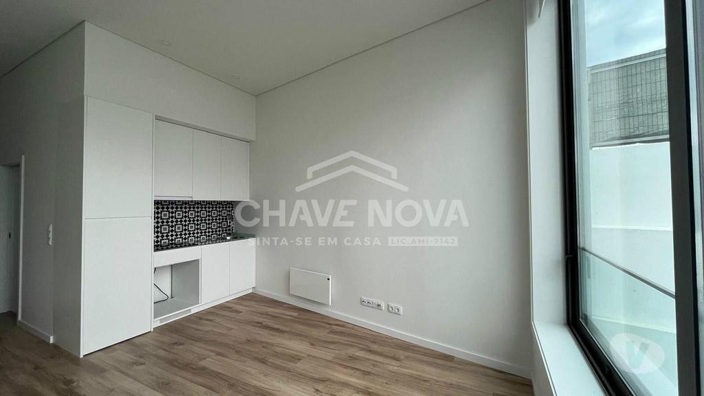 Apartamentos a venda Porto - Fotos para Porto-T1 Novo na Rua de Costa Cabral Porto (MAD 01941)