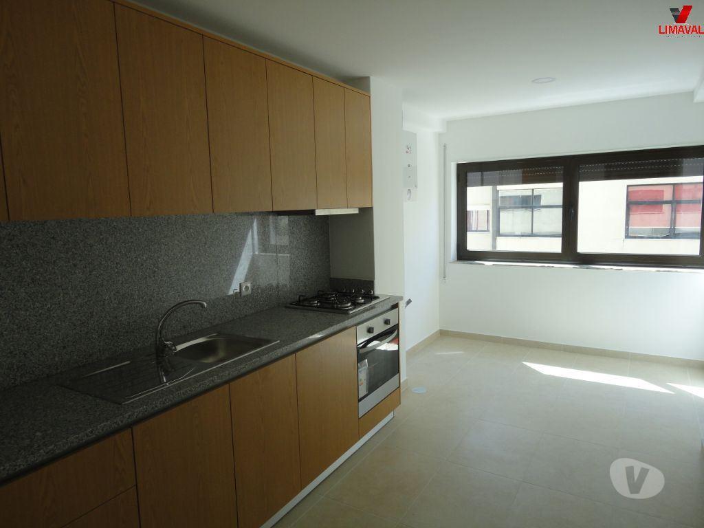 Imóveis para alugar Braga - Fotos para T2 remodelado na Cividade (Junto ao novo Continente)