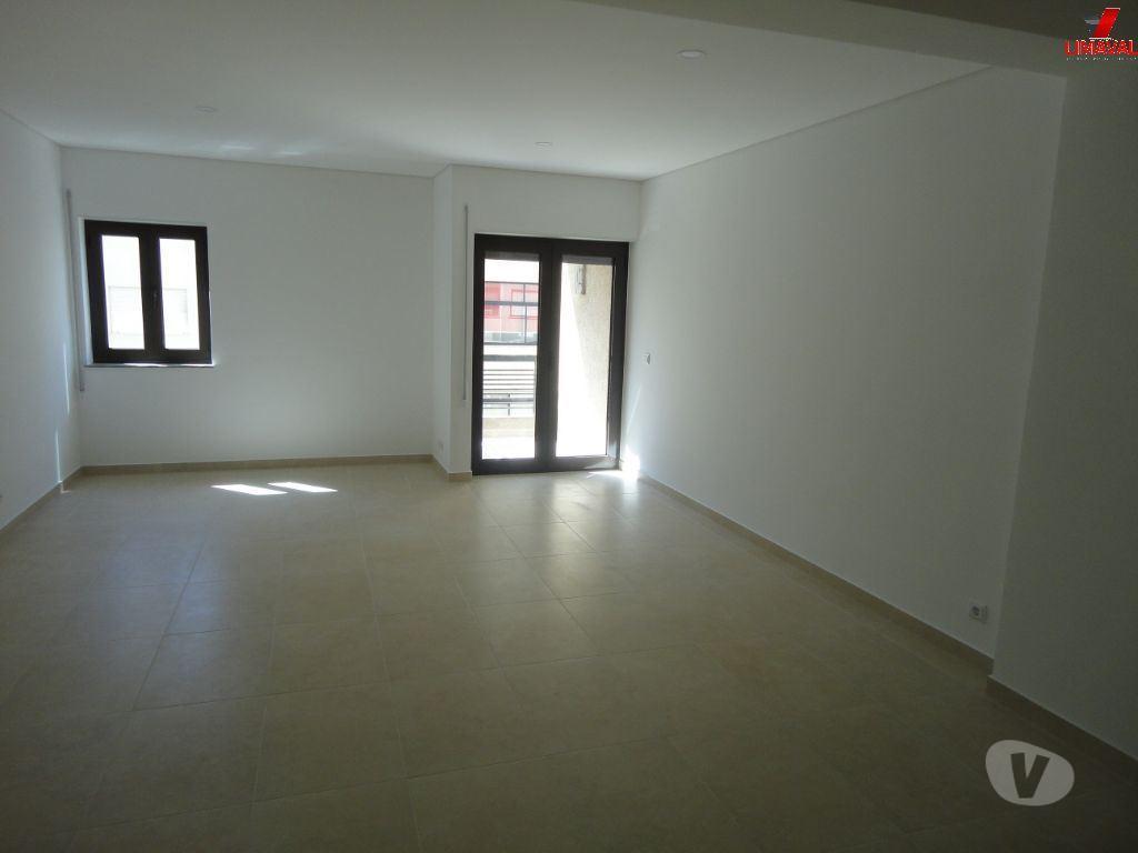 Imóveis para alugar Braga - Fotos para T2 remodelado na Cividade (Junto ao novo Continente)