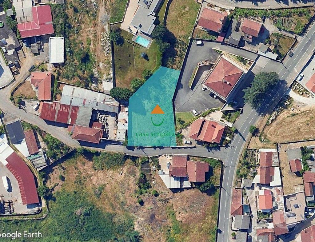 Terrenos Valongo - Fotos para Valongo-Terreno Construção Moradia de 4 frentes (CS-660)