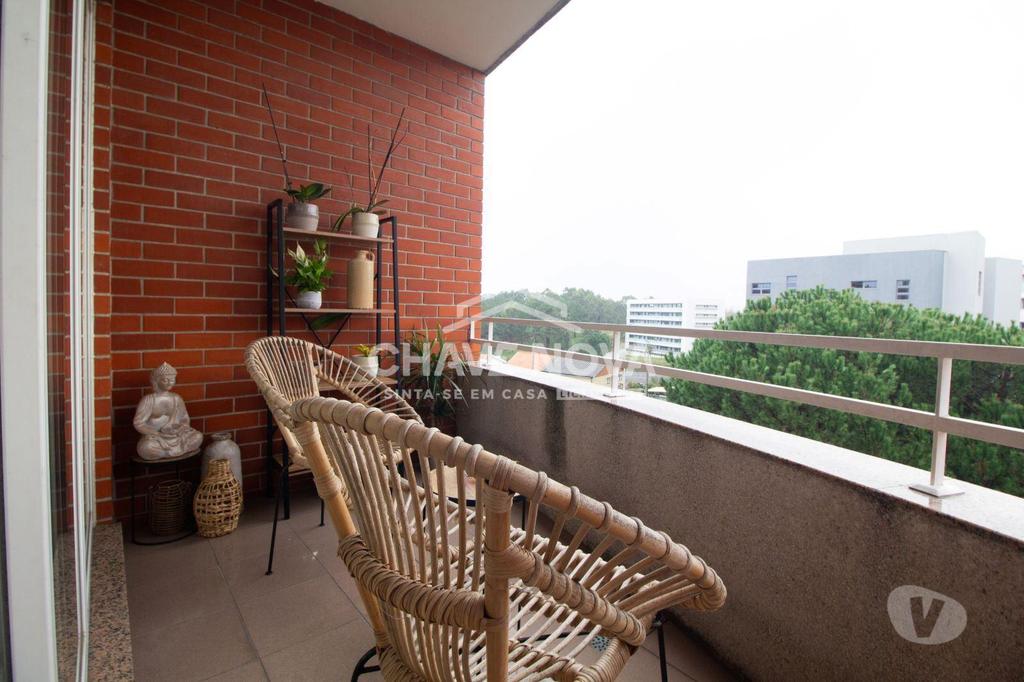 Apartamentos a venda Vila Nova de Gaia - Fotos para Excelente T3 + Office, Suíte, Varandas, Mobilado, Garagem Box 2