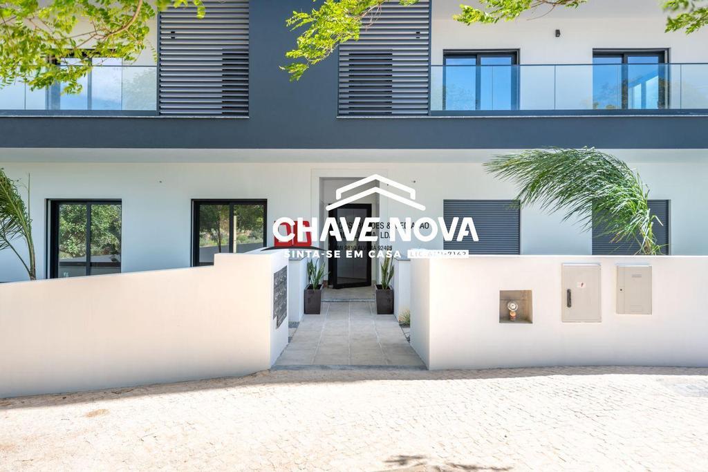 Apartamentos a venda Portimão - Fotos para Portimao-Apartamento T2 novo em Portimão (ALBF 00199)