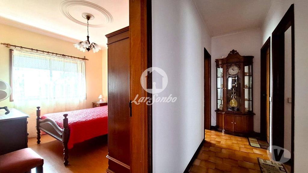 Apartamentos a venda Vila Nova de Famalicão - Fotos para Moradia r c T3 individual com G.F. p 4 carros em Ribeirão