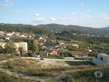 Terrenos e Quintas - Fotos para Guimaraes-Lote de terreno (245-T-00186)