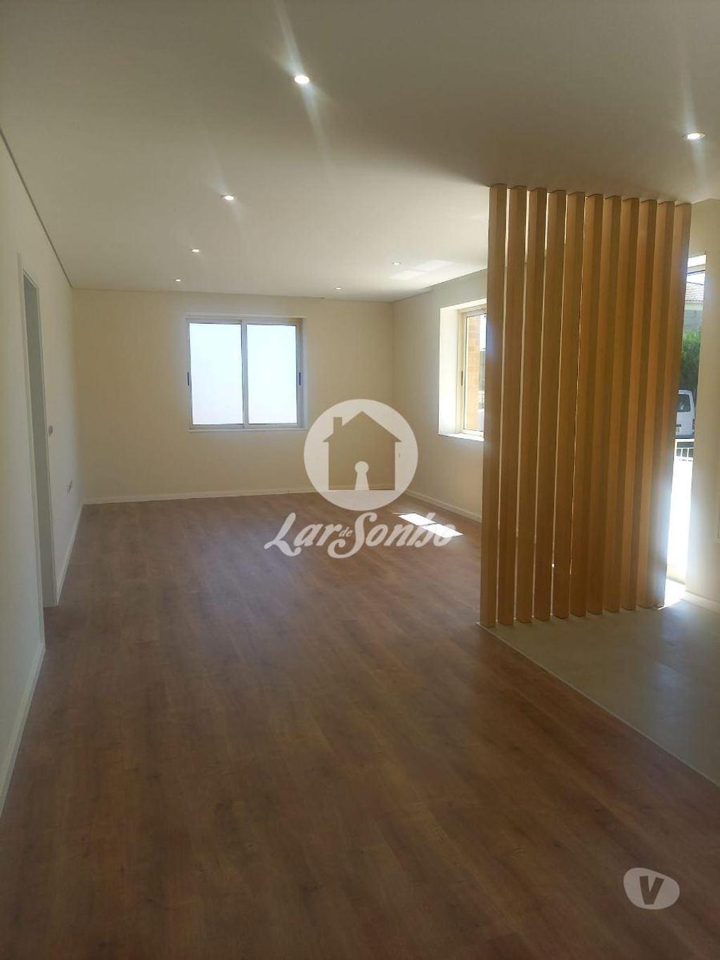 Apartamentos a venda Guimarães - Fotos para Guimaraes-Fantástico apartamento T3 novo (245-A-01656)