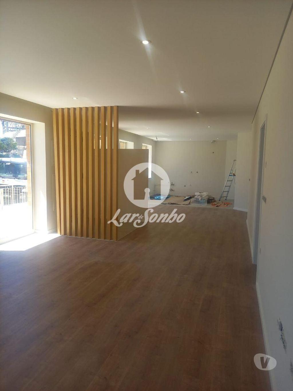 Apartamentos a venda Guimarães - Fotos para Guimaraes-Fantástico apartamento T3 novo (245-A-01656)