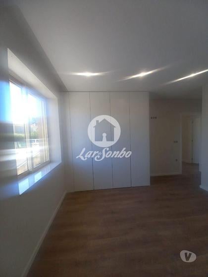 Casas a venda - Fotos para Guimaraes-Fantástico apartamento T3 novo (245-A-01656)