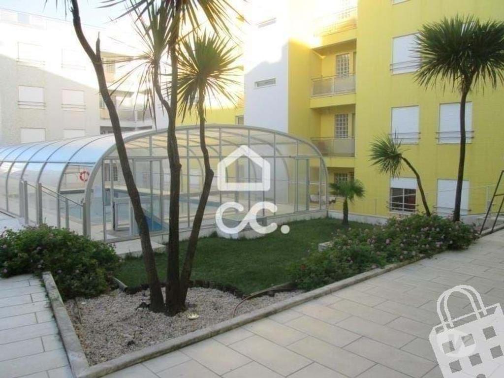 Apartamentos a venda Marinha Grande - Fotos para PRAIA DA VIEIRA -- Apartamento T2 situado na Primeira Linha de