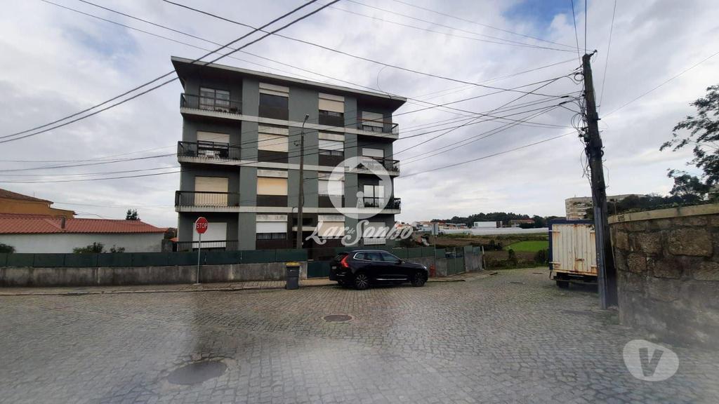 Apartamentos a venda Maia - Fotos para Apartamento T2 localizado em Pedrouços, a 1.9km do hospital de