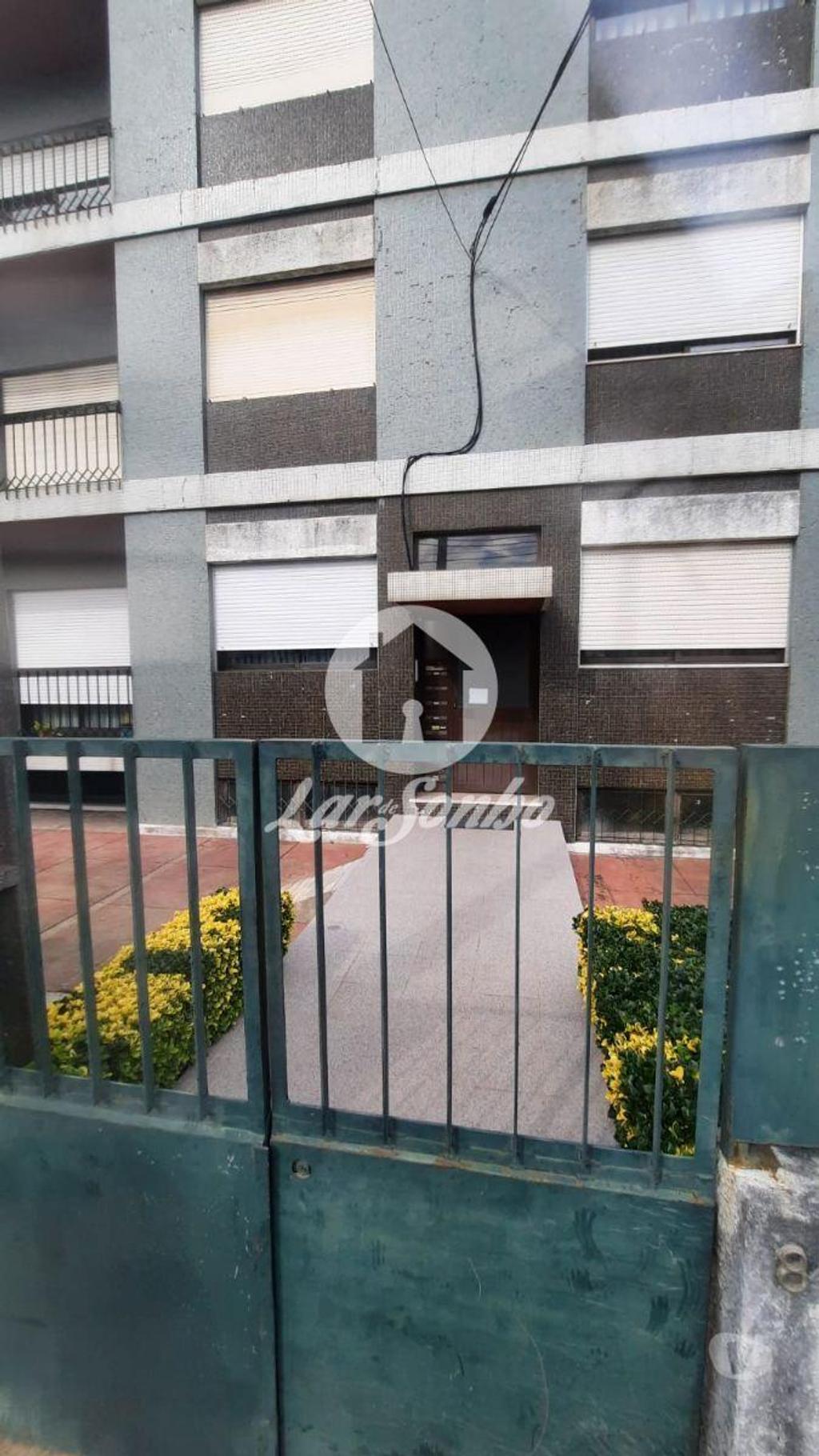 Apartamentos a venda Maia - Fotos para Apartamento T2 localizado em Pedrouços, a 1.9km do hospital de