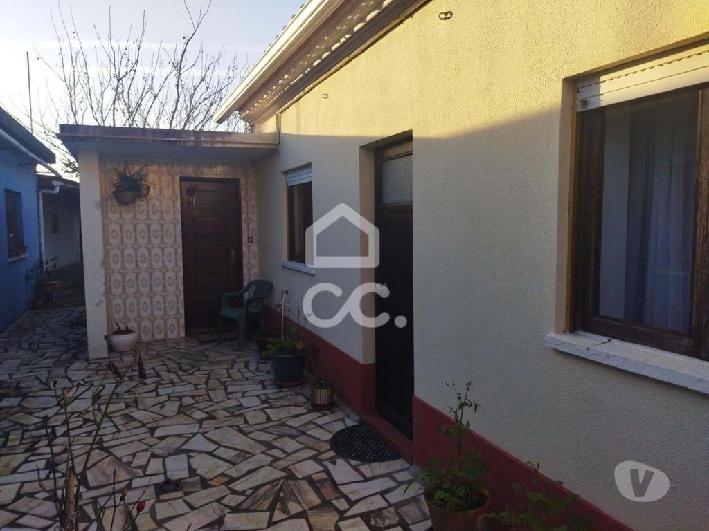 Apartamentos a venda Marinha Grande - Fotos para PARA INVESTIMENTO---- Zona central de Vieira de Leiria--Venda de