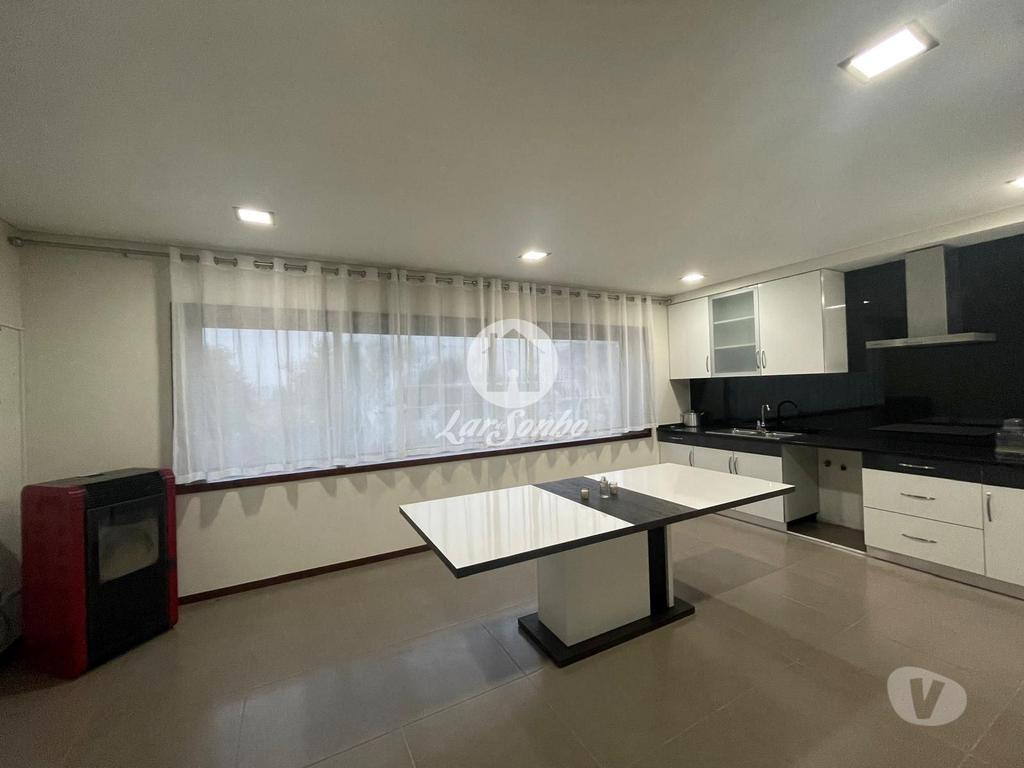 Imóveis para alugar Vila Nova de Famalicão - Fotos para Moradia T3 em banda para arrendar em Gondifelos