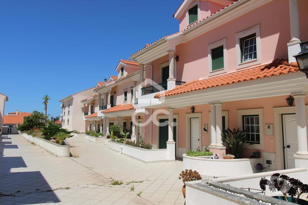 Apartamentos a venda Marinha Grande - Fotos para Moradia T3 Duplex em condomínio na Marinha Grande. (235 M 01362)