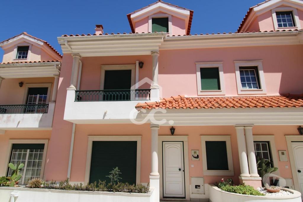 Apartamentos a venda Marinha Grande - Fotos para Moradia T3 Duplex em condomínio na Marinha Grande. (235 M 01362)