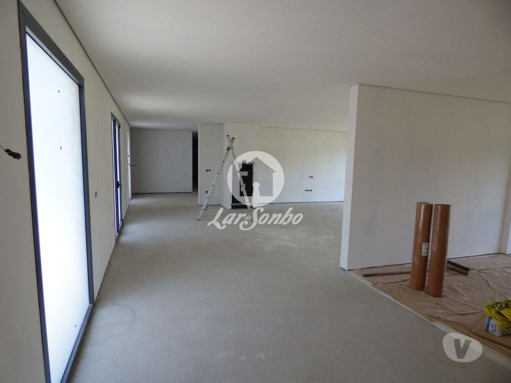 Apartamentos a venda Guimarães - Fotos para Guimaraes-Magnífica Moradia V4 (245-M-01472)