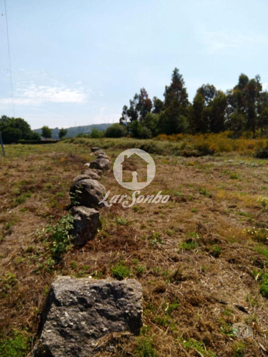 Terrenos Guimarães - Fotos para Terreno de 5.133m2 e com 900m2 de construção em Serzedelo,