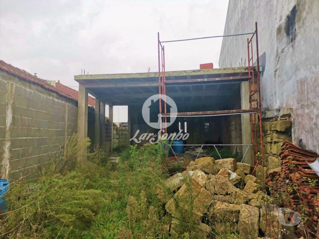 Apartamentos a venda Vila do Conde - Fotos para Moradia r c M3 para recuperar a 600m da praia de Labruge