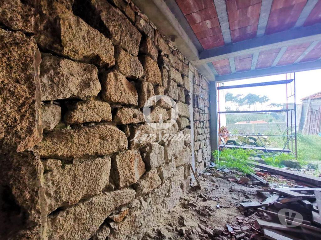 Apartamentos a venda Vila do Conde - Fotos para Moradia r c M3 para recuperar a 600m da praia de Labruge