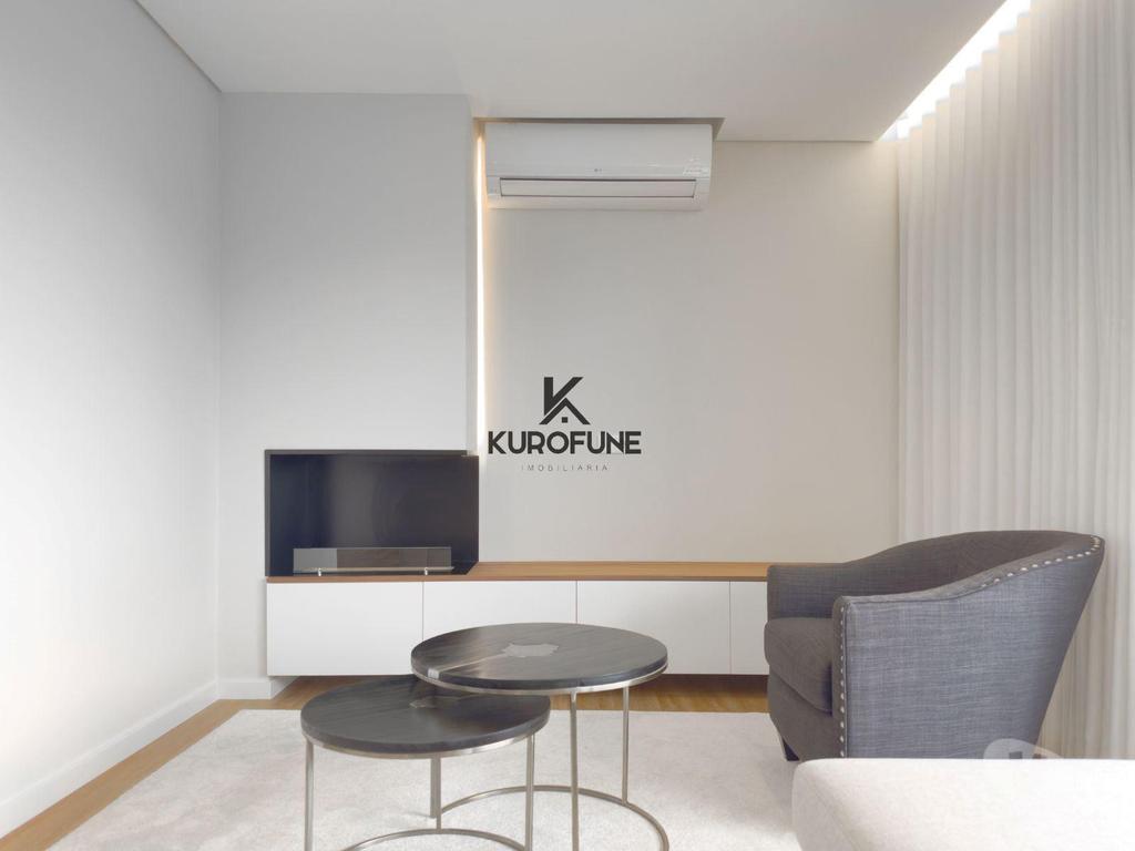 Apartamentos a venda Vila Nova de Gaia - Fotos para T3 com Área Excelente e Acabamentos de Luxo Próximo ao LIDL