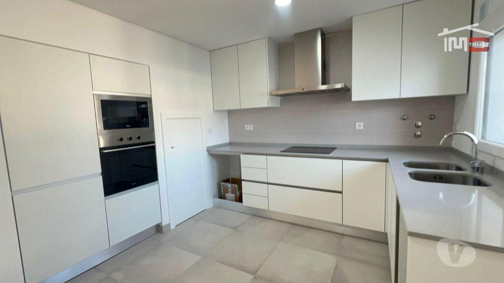 Apartamentos a venda Seixal - Fotos para Fernão Ferro: Moradia T3 Duplex de Luxo POSSIBILIDADE