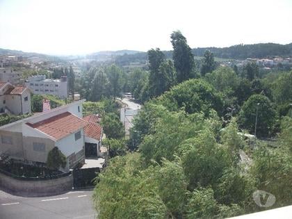 Apartamentos a venda - Fotos para Guimaraes-Moradia em pedra - Fermentões (245-M-00529)