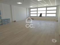 Escritório para arrendar c 85m2 de área, parqueamento na cave...
