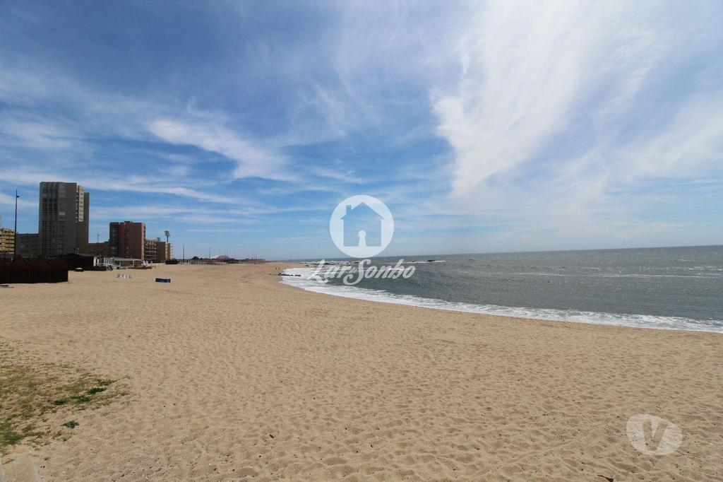 Apartamentos a venda Póvoa de Varzim - Fotos para Apartamento T2 na 1º linha da praia em Aver-o-Mar- Póvoa de