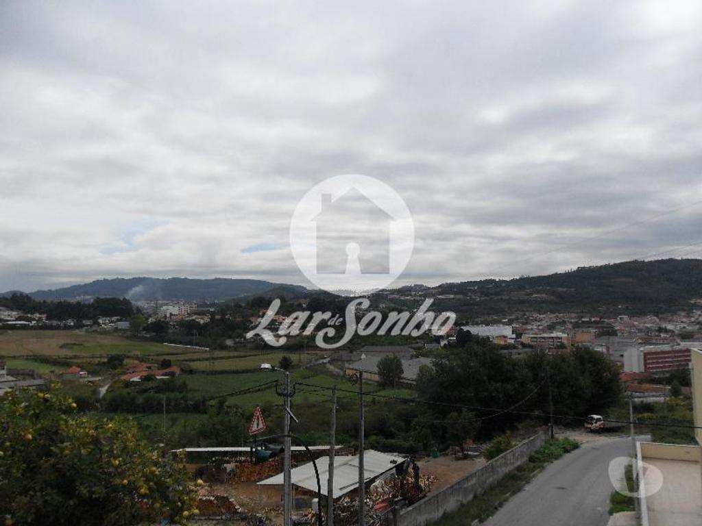 Terrenos Guimarães - Fotos para Guimaraes-Lote para construção de moradia (245-T-01657)