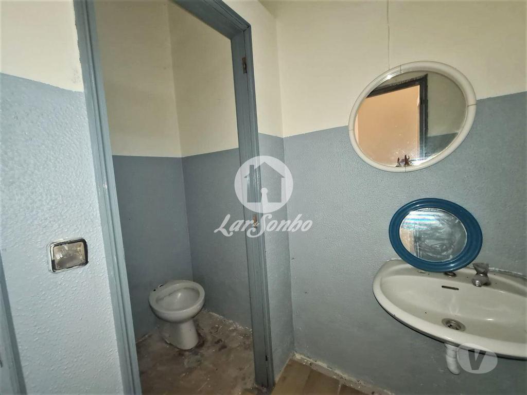 Comprar Loja Vila do Conde - Fotos para Loja com 95m2 p ARRENDAR em Vilar de Pinheiro - Vila do Conde