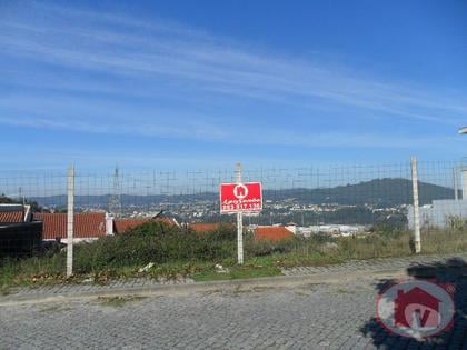 Terrenos - Fotos para Guimaraes-Fantástico lote para moradia (245-T-00857)